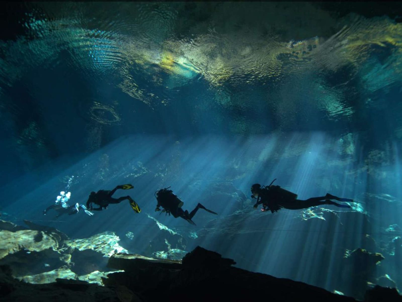 Cenote Dos Ojos